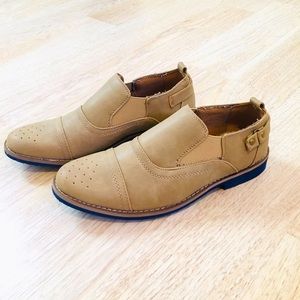 Boys dress shoes
